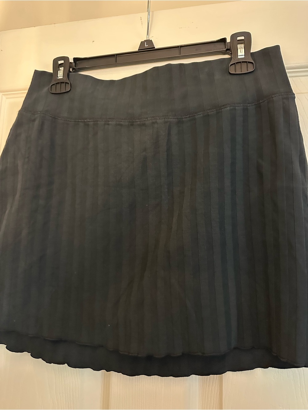 Black Women’s Pleated Skirt - Classic A-Line Offline by Aerie Size Large NWT